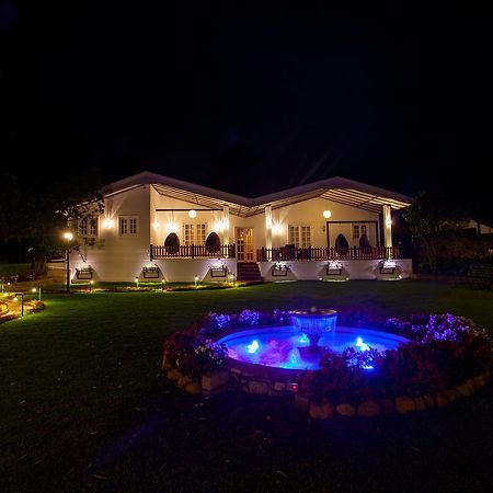 La Grande Villa Nuwara Eliya Exteriör bild