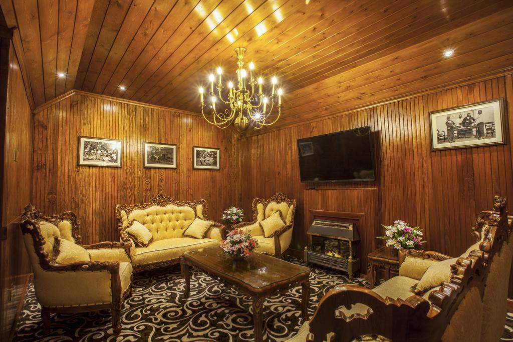 La Grande Villa Nuwara Eliya Exteriör bild